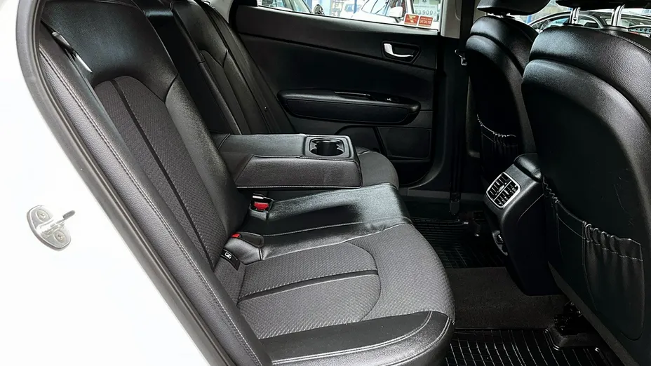KIA Optima -