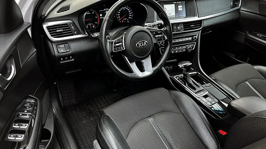KIA Optima -