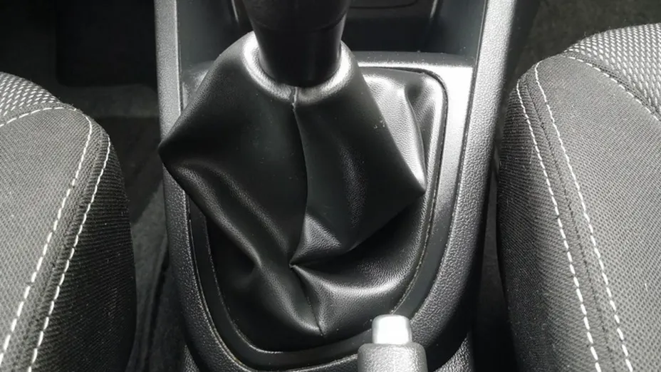 RENAULT Clio -