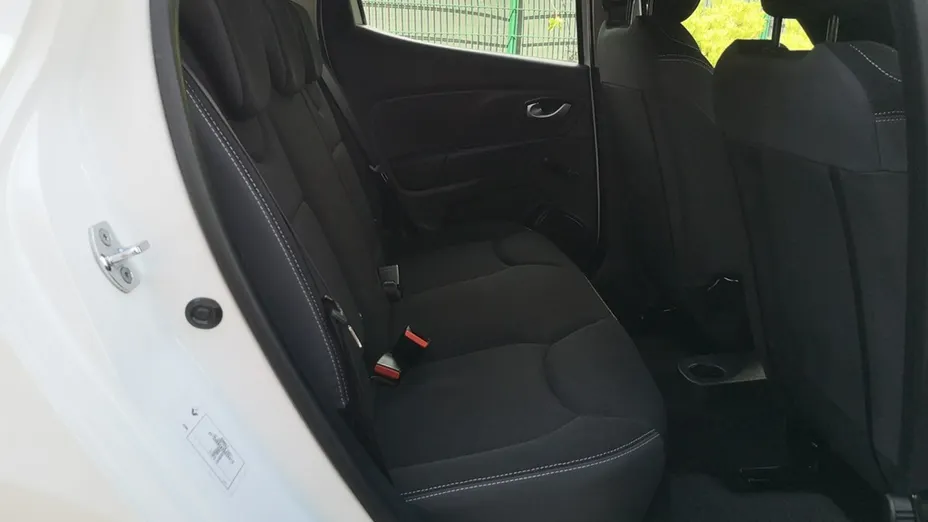 RENAULT Clio -