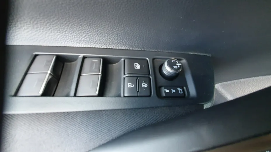 TOYOTA Corolla -