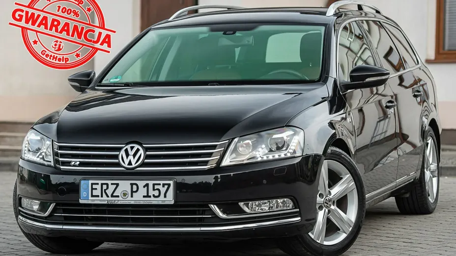 VOLKSWAGEN Passat -