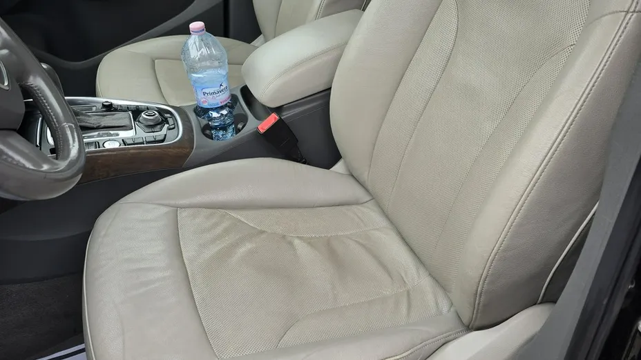 AUDI Q5 -