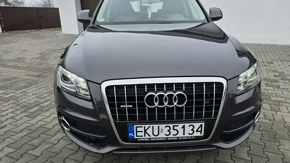 AUDI Q5 -