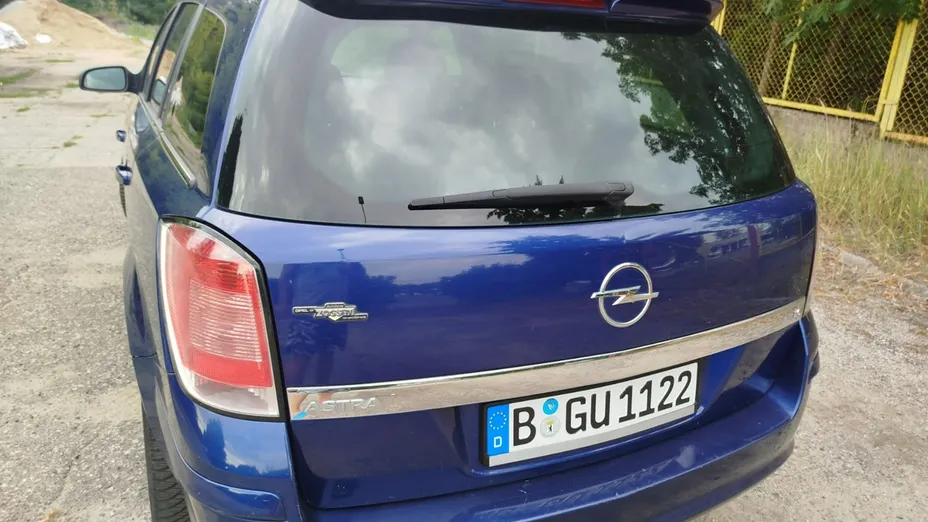 OPEL Astra -