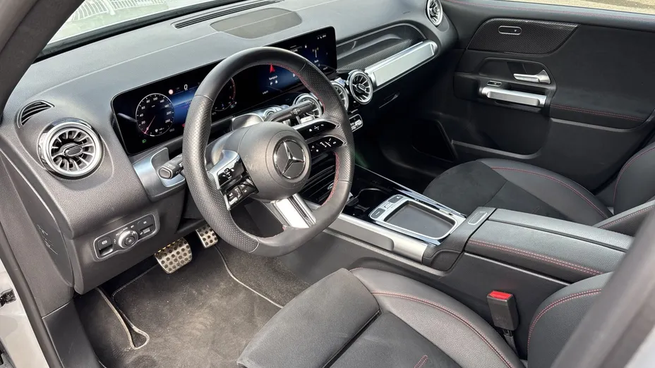 MERCEDES-BENZ GLB GLB 200 d 4-Matic AMG Line 8G-DCT