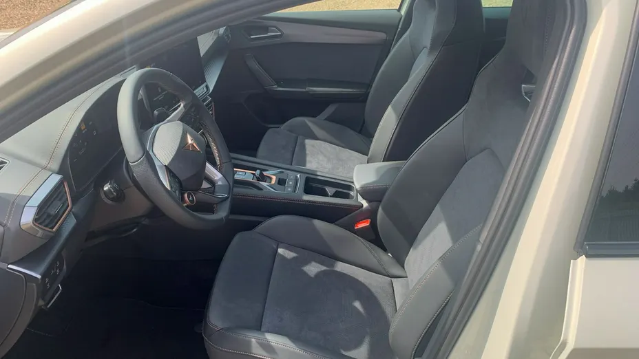 CUPRA Leon Sportstourer -