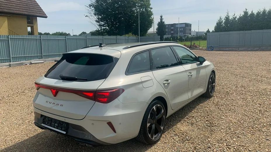 CUPRA Leon Sportstourer -