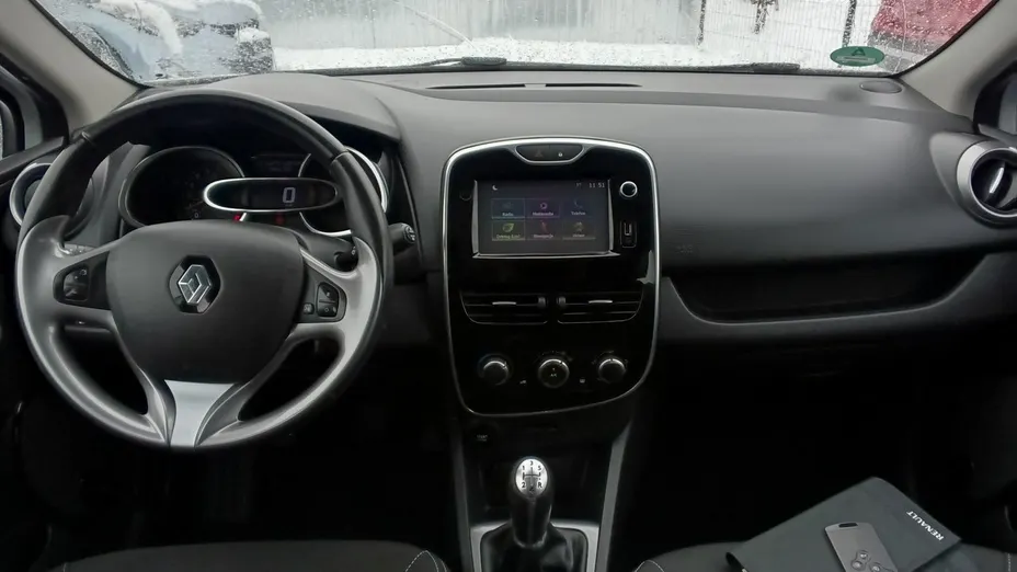 RENAULT Clio -