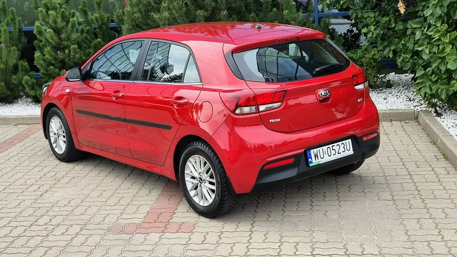 KIA Rio -