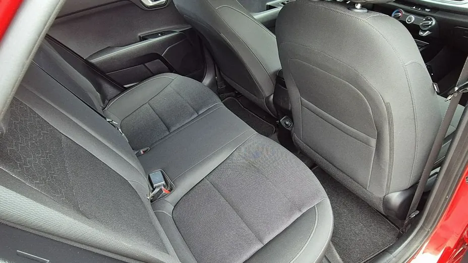 KIA Rio -