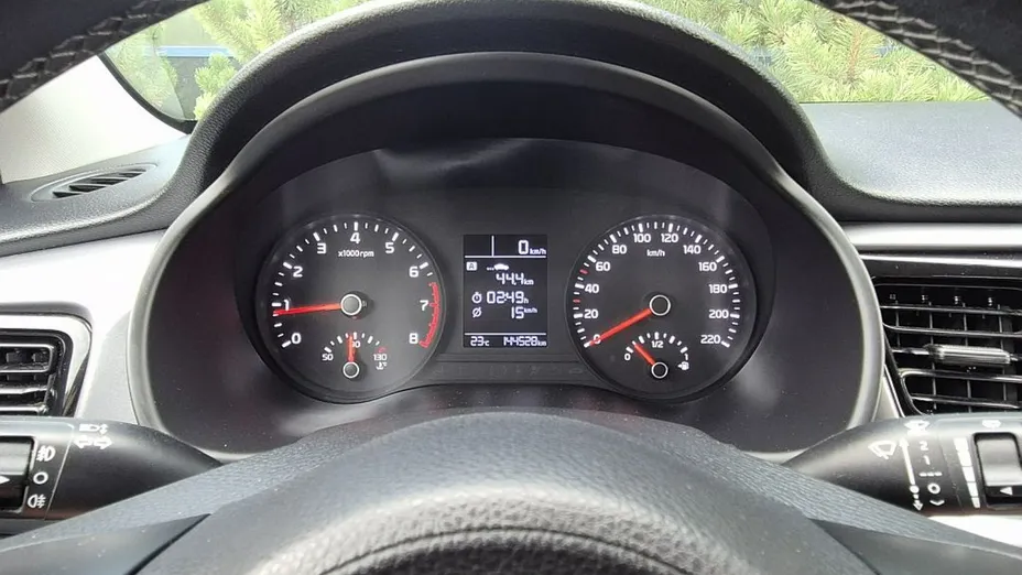 KIA Rio -