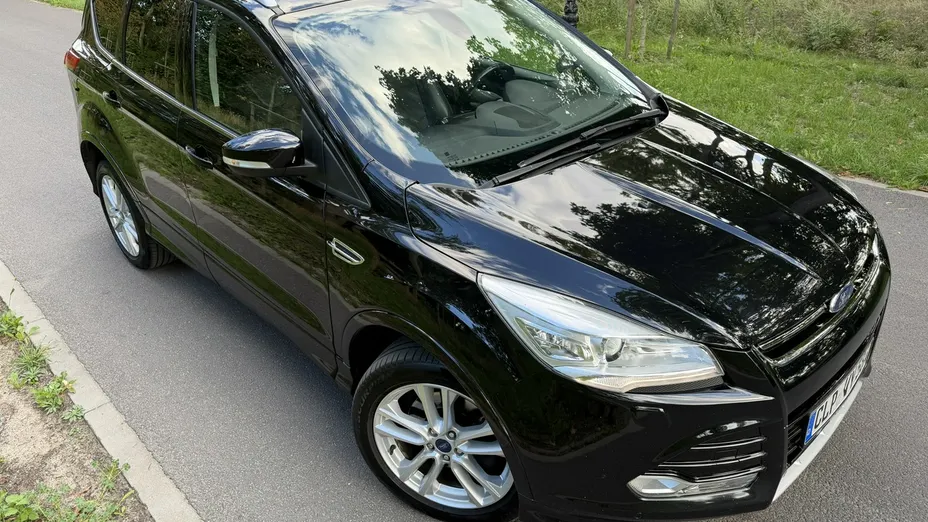 FORD Kuga -