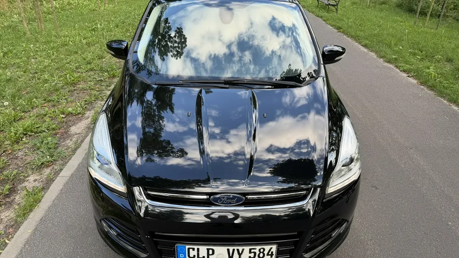 FORD Kuga -