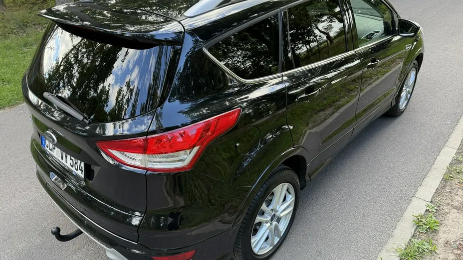 FORD Kuga -