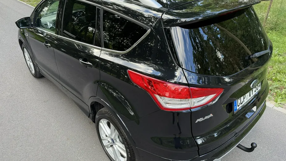 FORD Kuga -