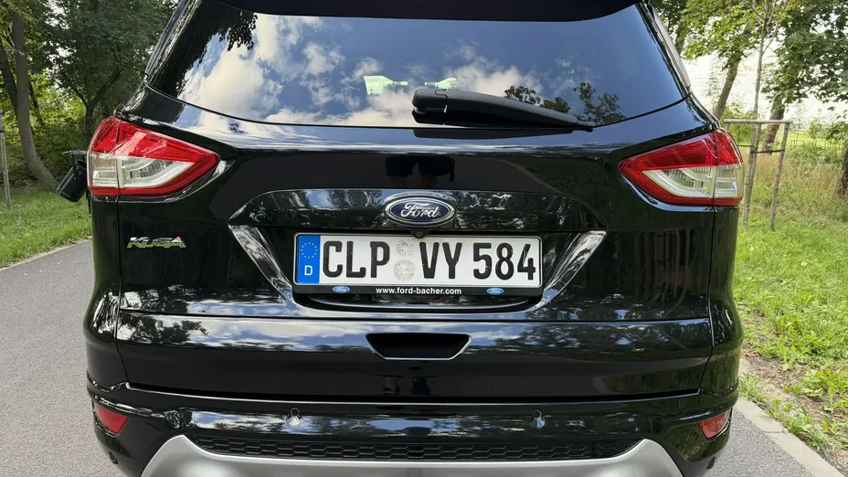FORD Kuga -