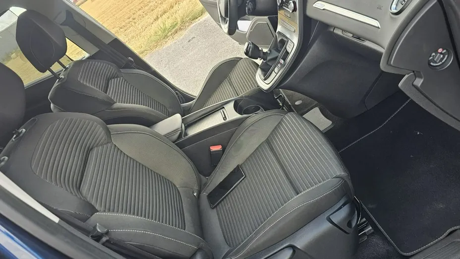 RENAULT Grand Scenic -