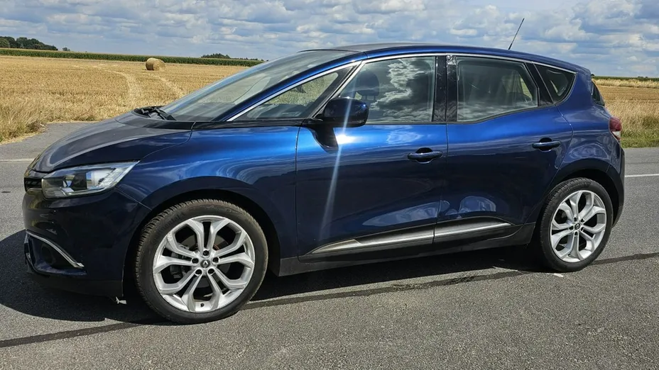 RENAULT Grand Scenic -