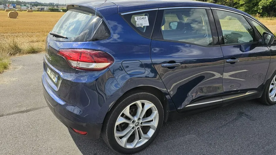 RENAULT Grand Scenic -