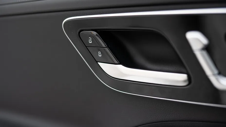 MERCEDES-BENZ C Klasa C 200 mHEV 4-Matic AMG