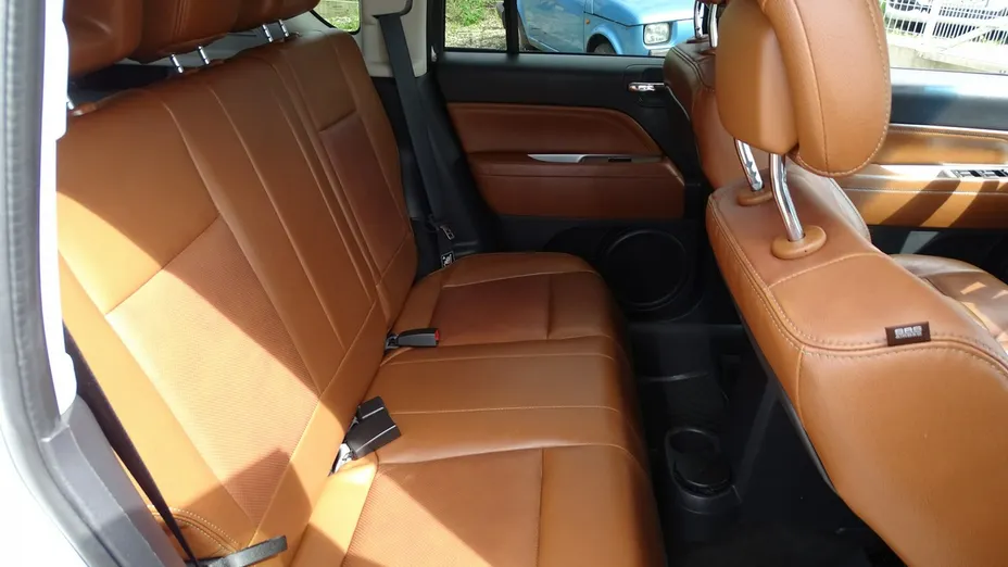 JEEP Compass -