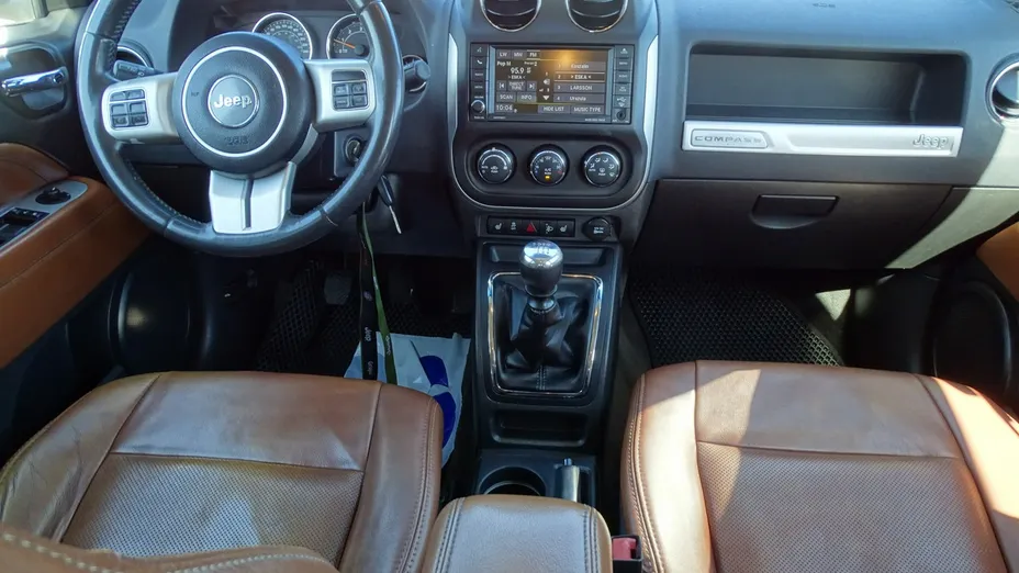 JEEP Compass -