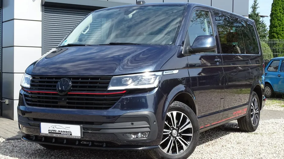 VOLKSWAGEN Multivan -