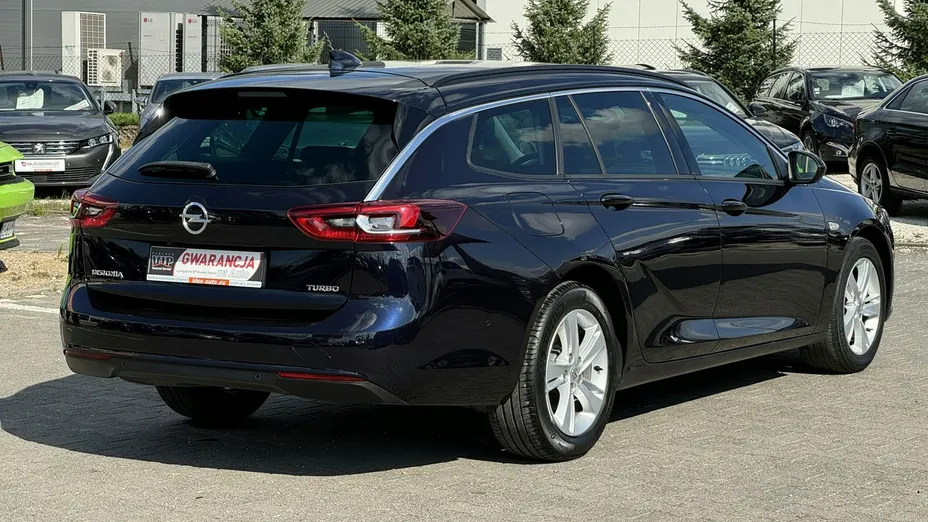 OPEL Insignia -