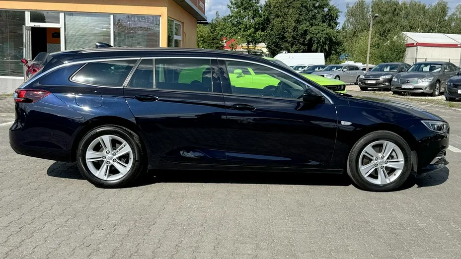 OPEL Insignia -