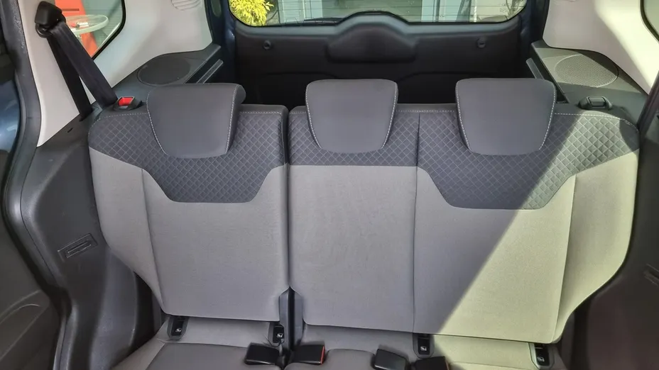 FORD Tourneo Courier -