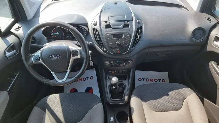 FORD Tourneo Courier -