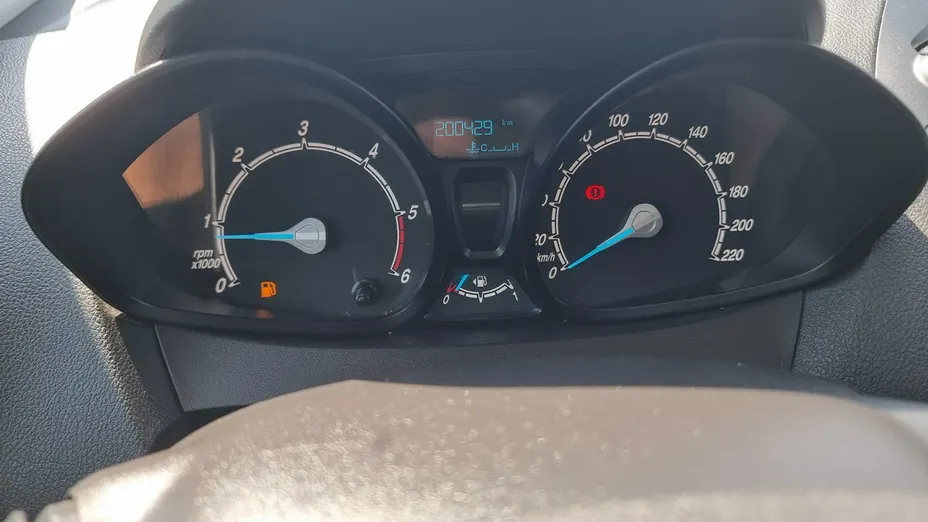 FORD Tourneo Courier -