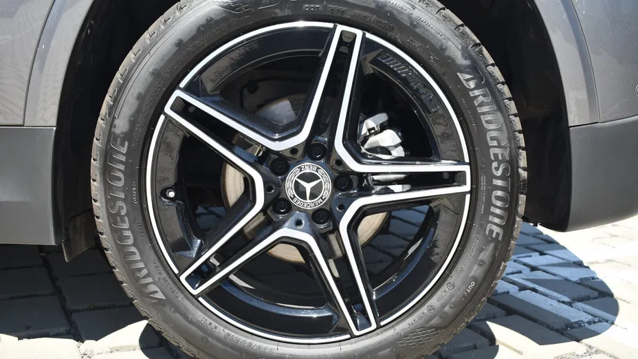 MERCEDES-BENZ GLA GLA 200 d AMG Line 8G-DCT