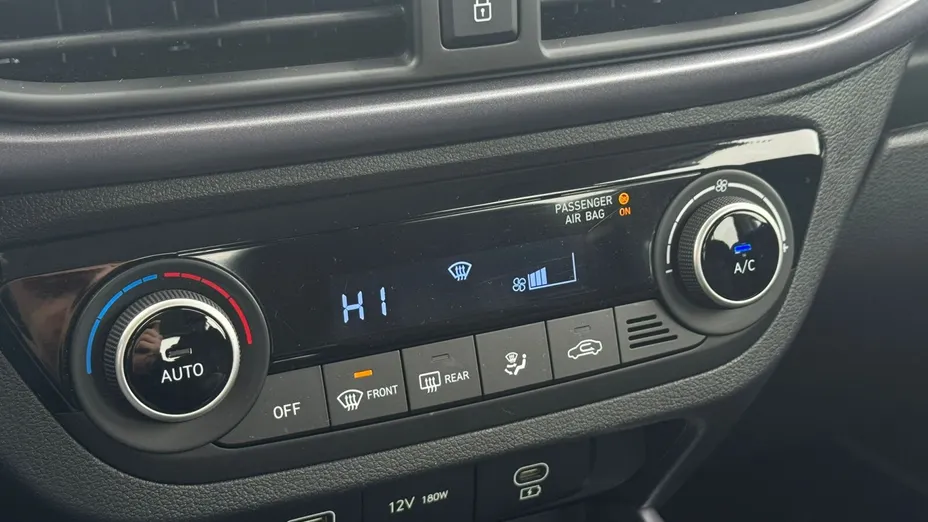 HYUNDAI i10 i10 1.2 Modern