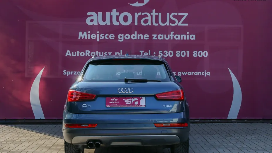 AUDI Q3 -