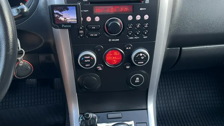 SUZUKI Grand Vitara -