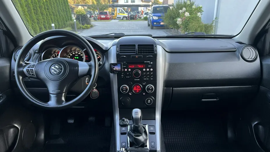 SUZUKI Grand Vitara -