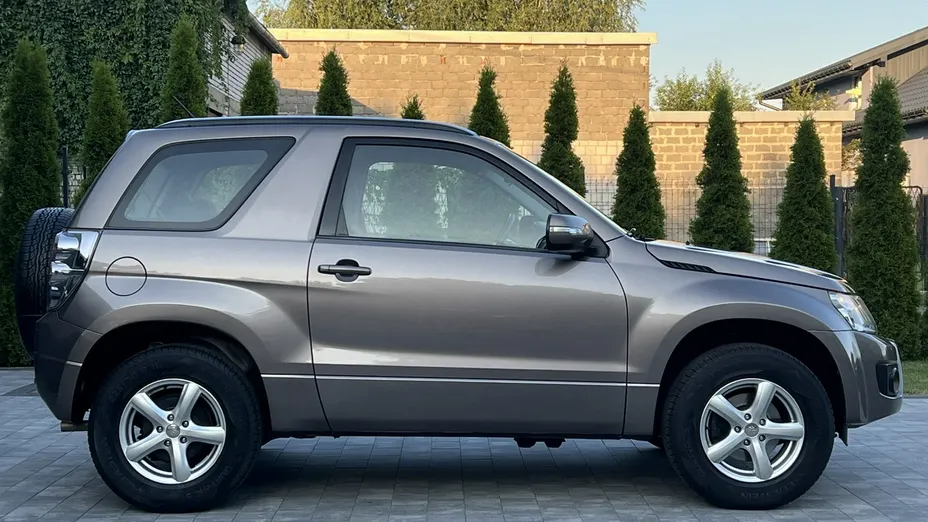SUZUKI Grand Vitara -