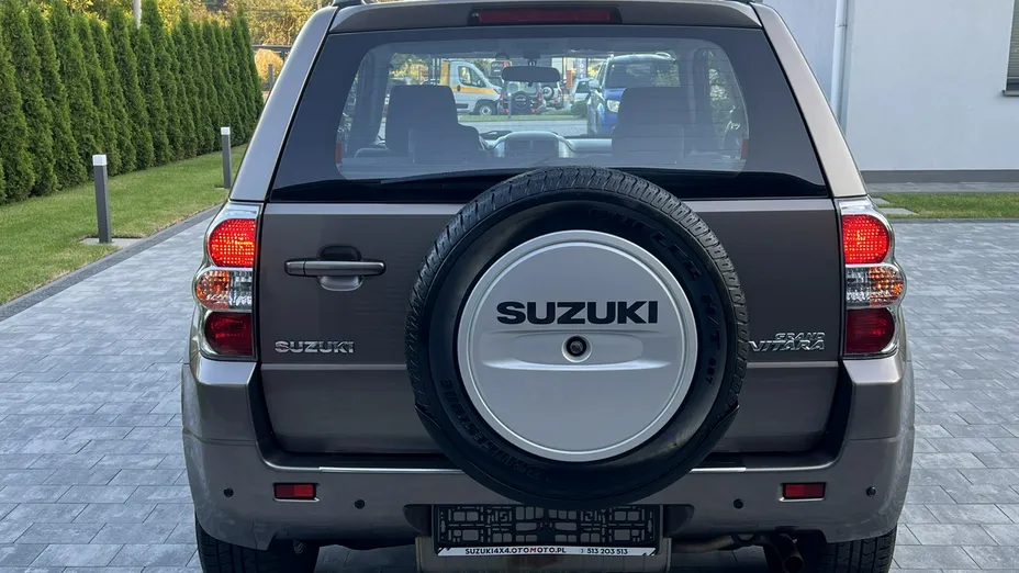 SUZUKI Grand Vitara -