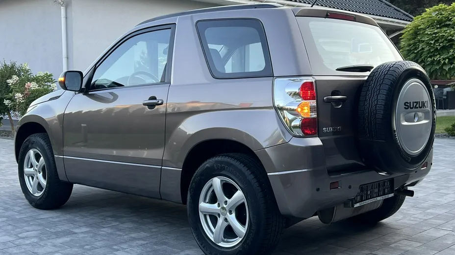 SUZUKI Grand Vitara -