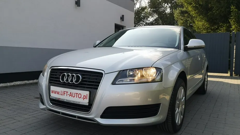 AUDI A3 -