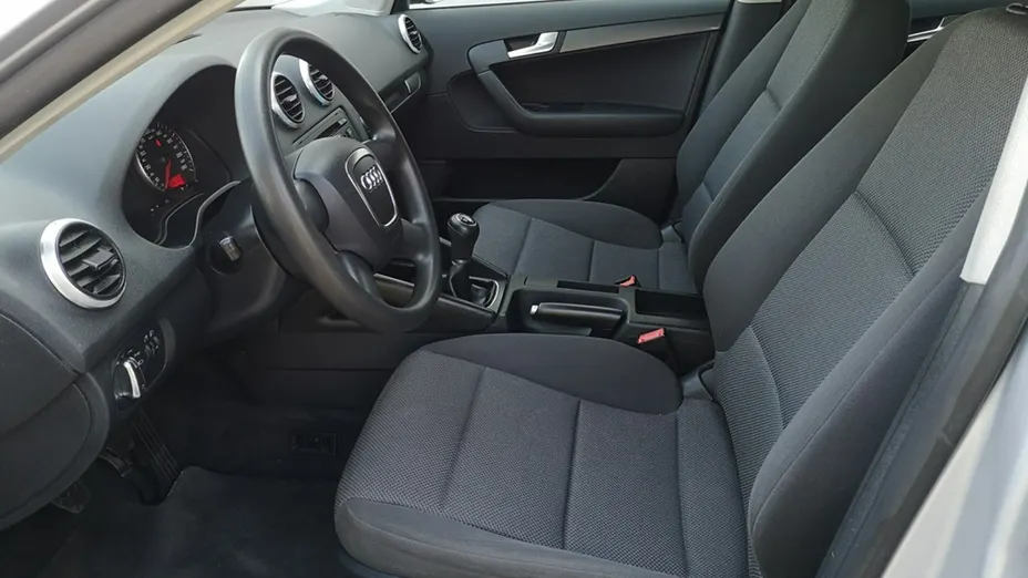 AUDI A3 -