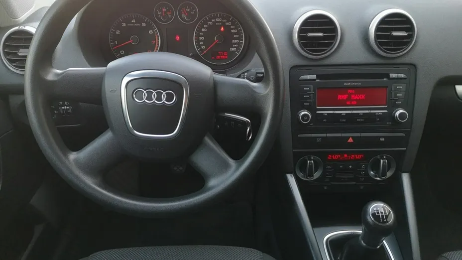 AUDI A3 -