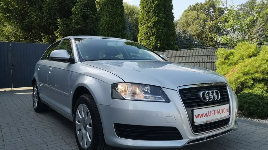 AUDI A3 -