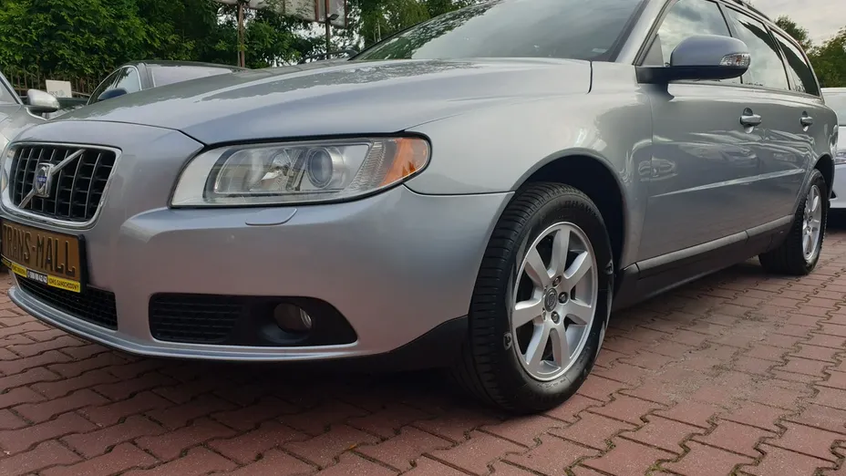 VOLVO V70 -