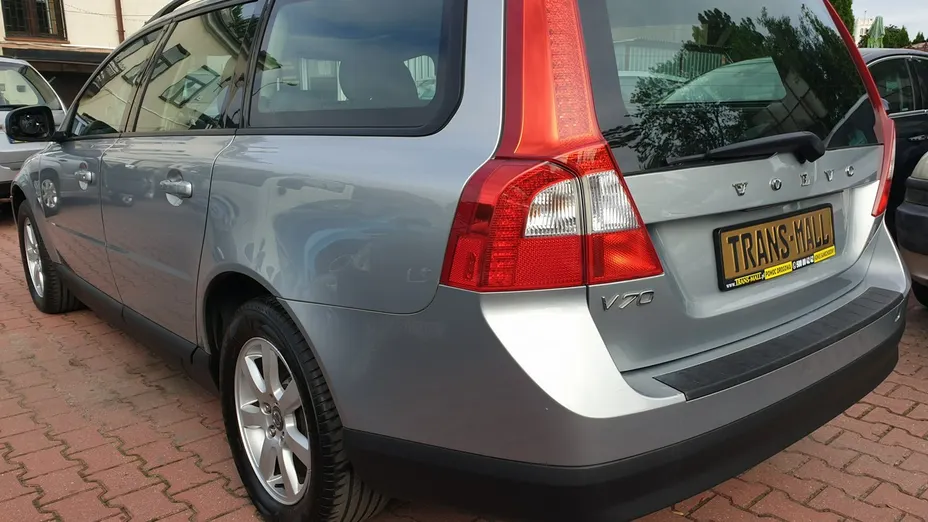 VOLVO V70 -