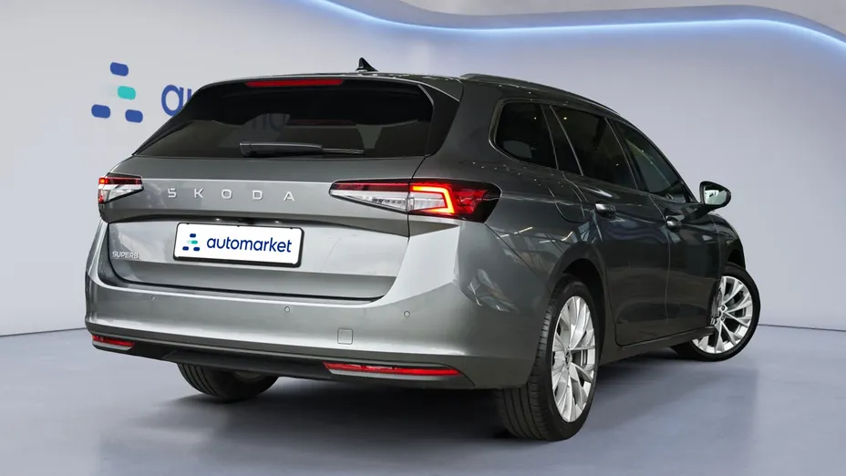 SKODA Superb Superb 2.0 TDI SCR Selection DSG