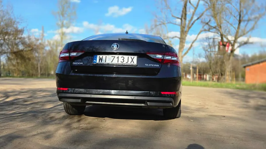 SKODA Superb Superb 2.0 TDI SCR Style DSG