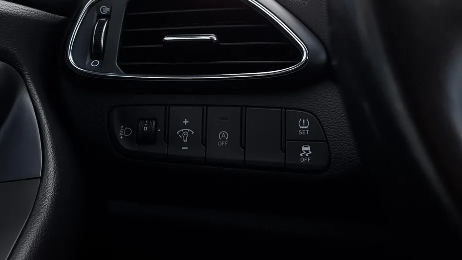 HYUNDAI i30 i30 1.0 T-GDI Modern